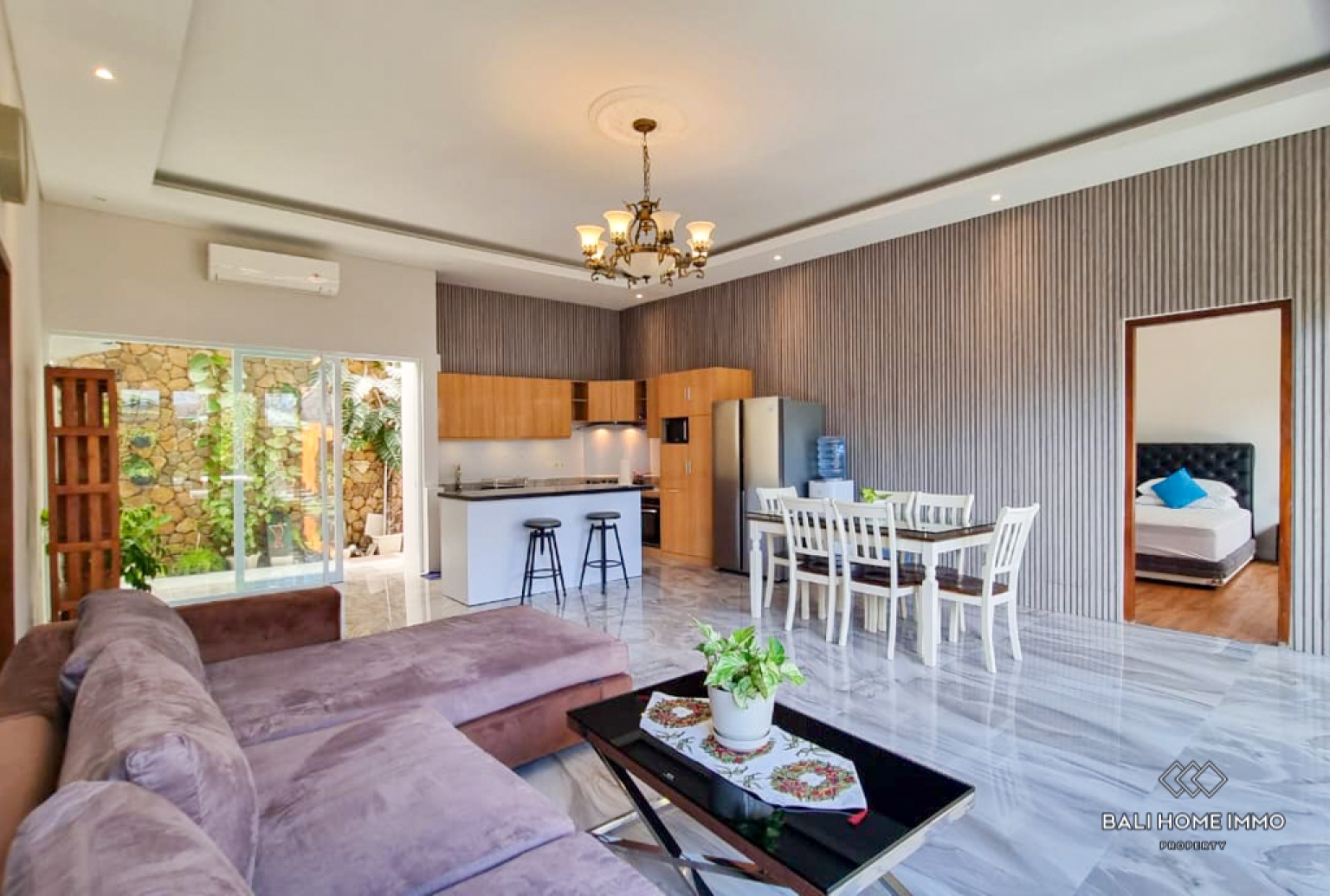 Newly Renovated 2 Bedroom Villa for Yearly Rental in Bali Umalas — image 4