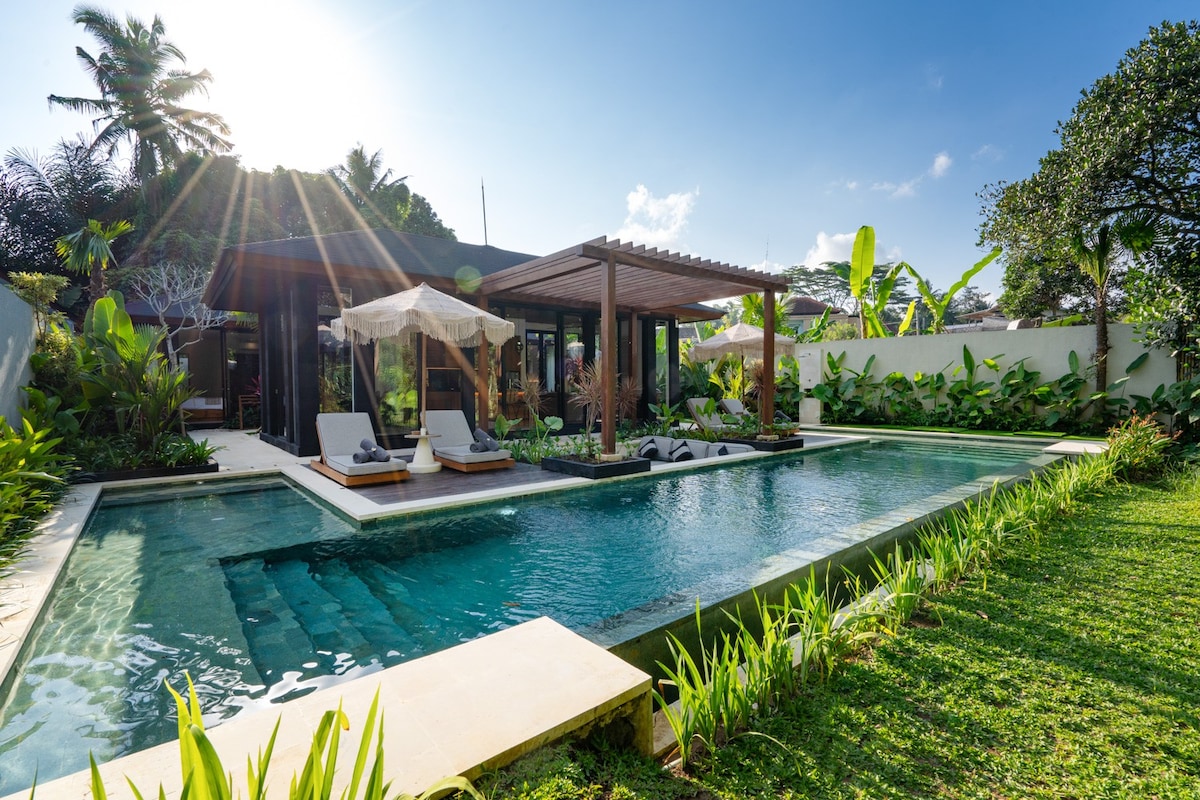 Villa Aman in Gianyar Regency — image 12