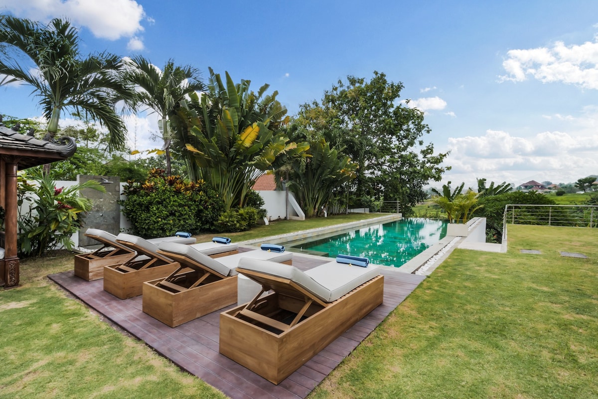 Villa Cala d'Alga in Canggu — image 3