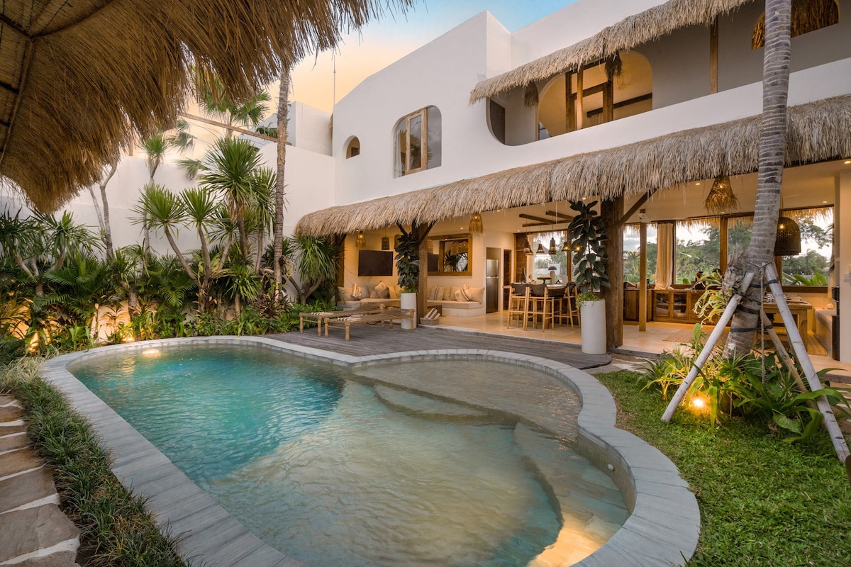 Villa Casa Eldorado in Kabupaten Badung