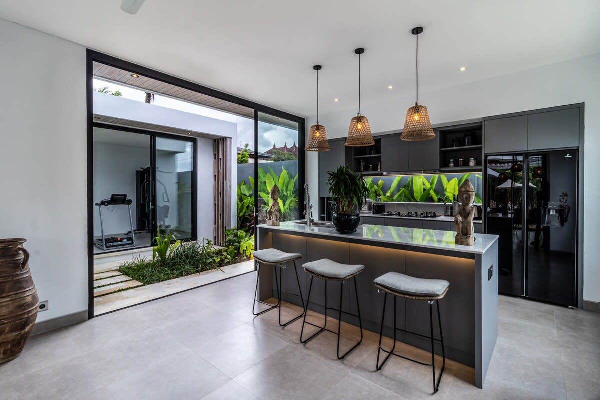 Courtyard Villa Kastan · 6BR · Ubud — 6BR Villa Rental in Ubud — image 7