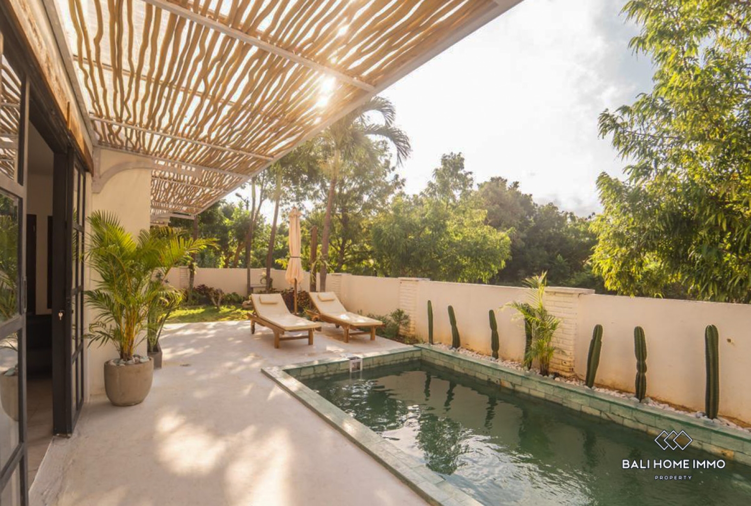 PEACEFUL 3 BEDROOMS VILLA FOR MONTHLY & YEARLY RENTAL IN WEST UNGASAN — image 1
