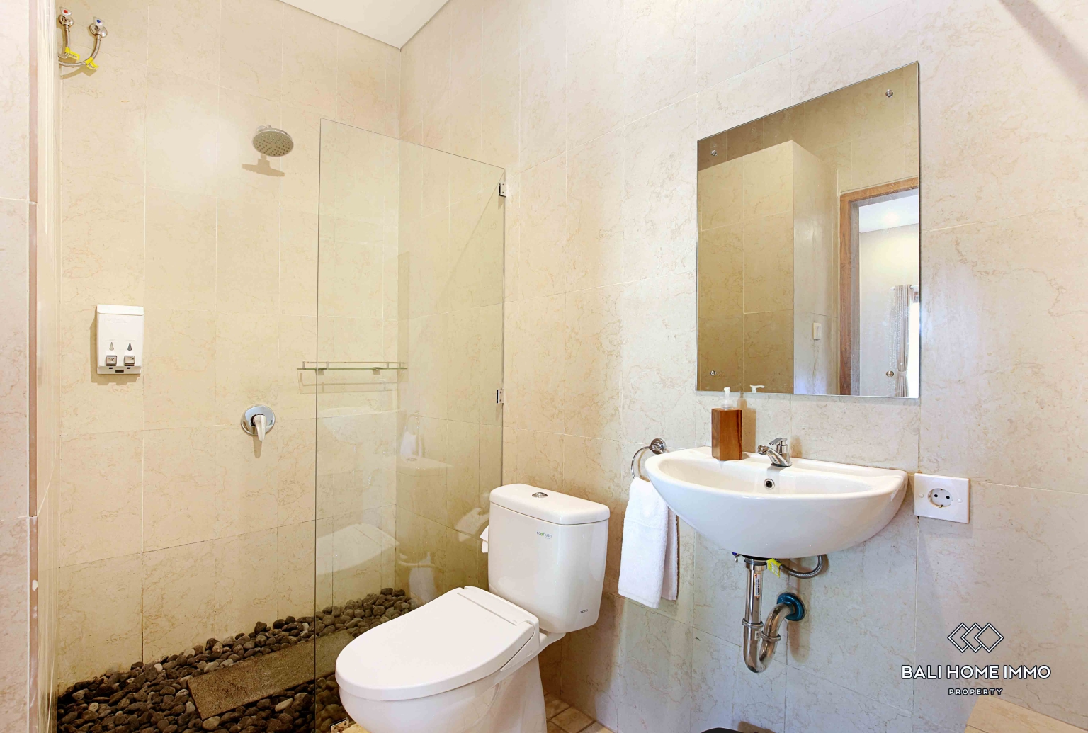 PEACEFUL 3 BEDROOMS VILLA FOR YEARLY AND MONTHLY RENTAL IN UNGASAN — image 15