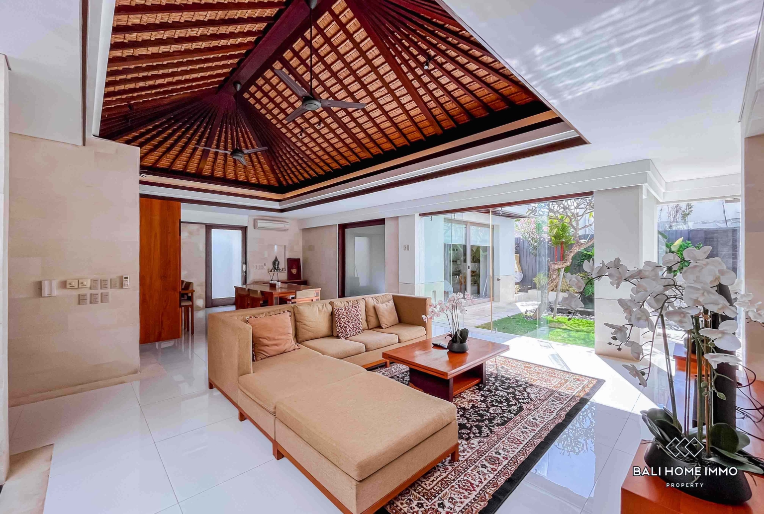 PEACEFUL 3 BEDROOMS VILLA FOR YEARLY RENTAL IN JIMBARAN — image 4