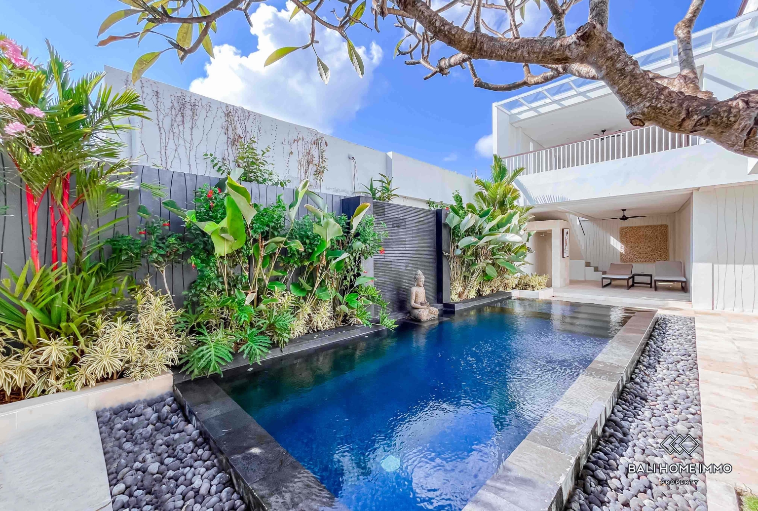 PEACEFUL 3 BEDROOMS VILLA FOR YEARLY RENTAL IN JIMBARAN — image 2