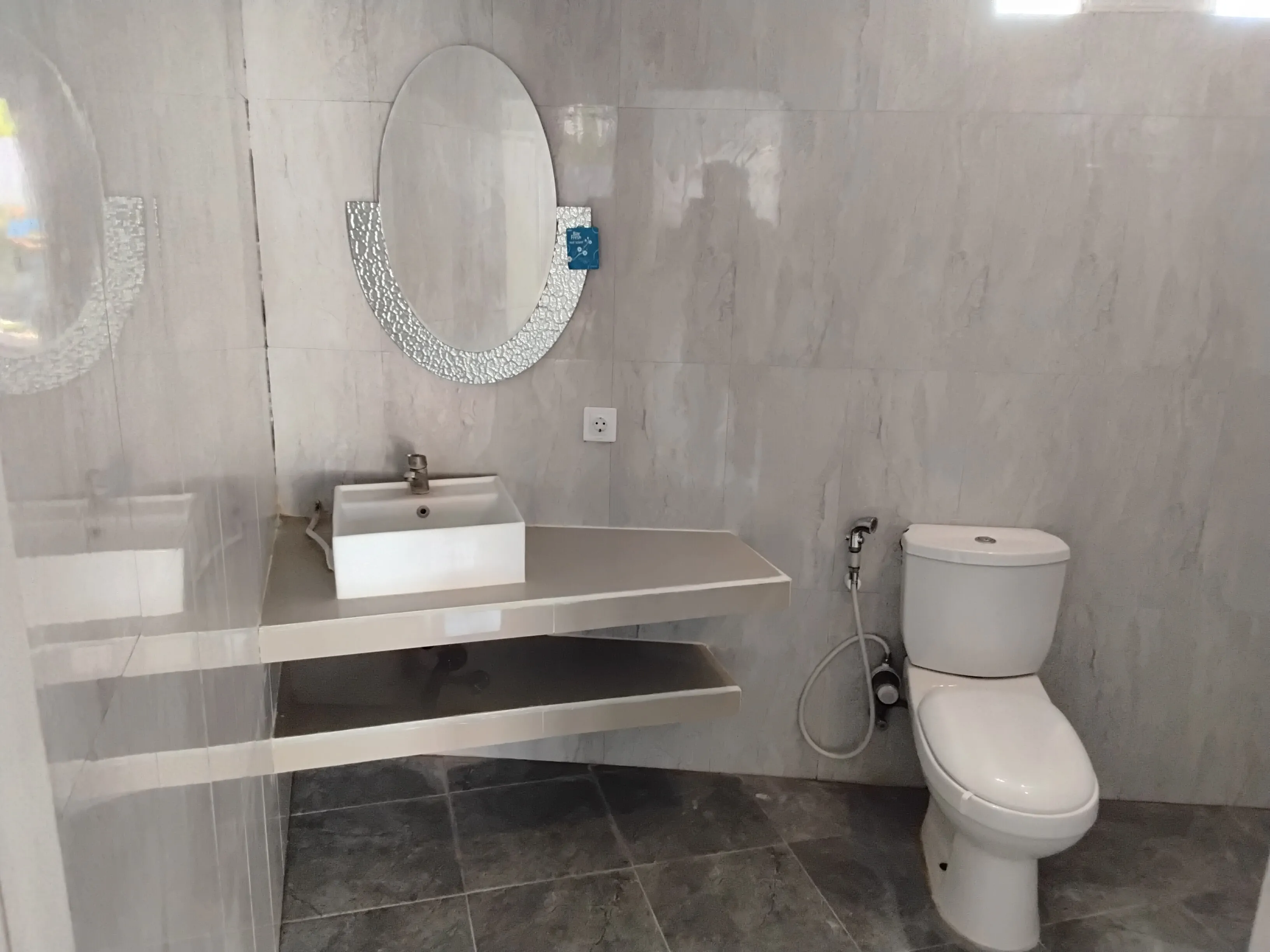Cozy 2-Bedroom Villa with Private Pool in Quiet Kulibul Kawan Neighborhood — image 2