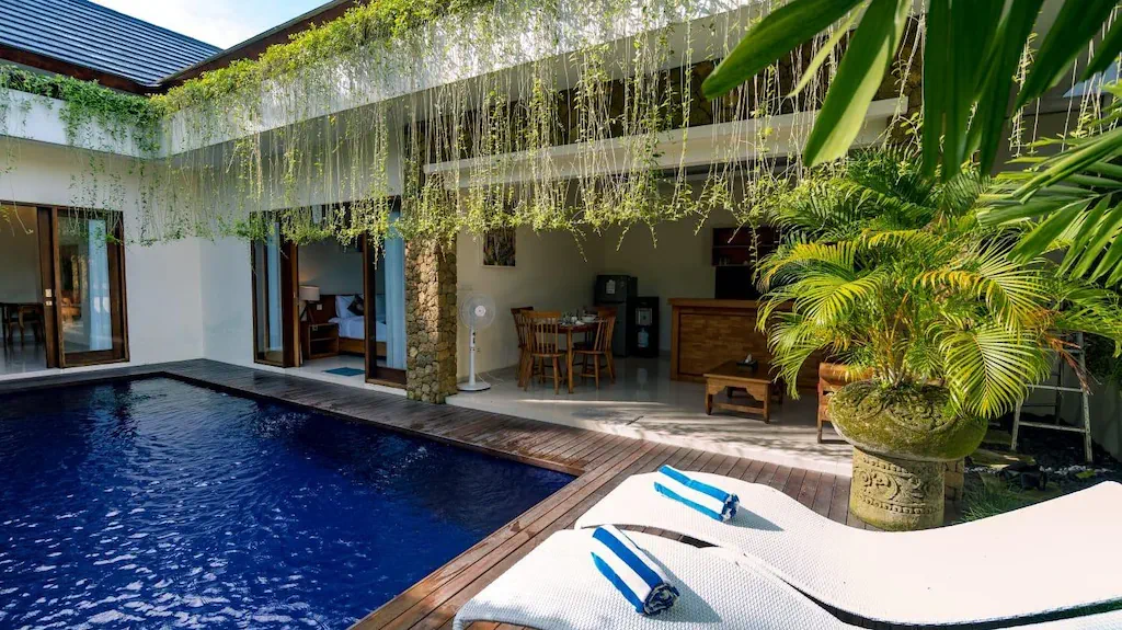Modern 2-Bedroom Villa for Rent in Berawa Canggu – Private Pool & Closed Living