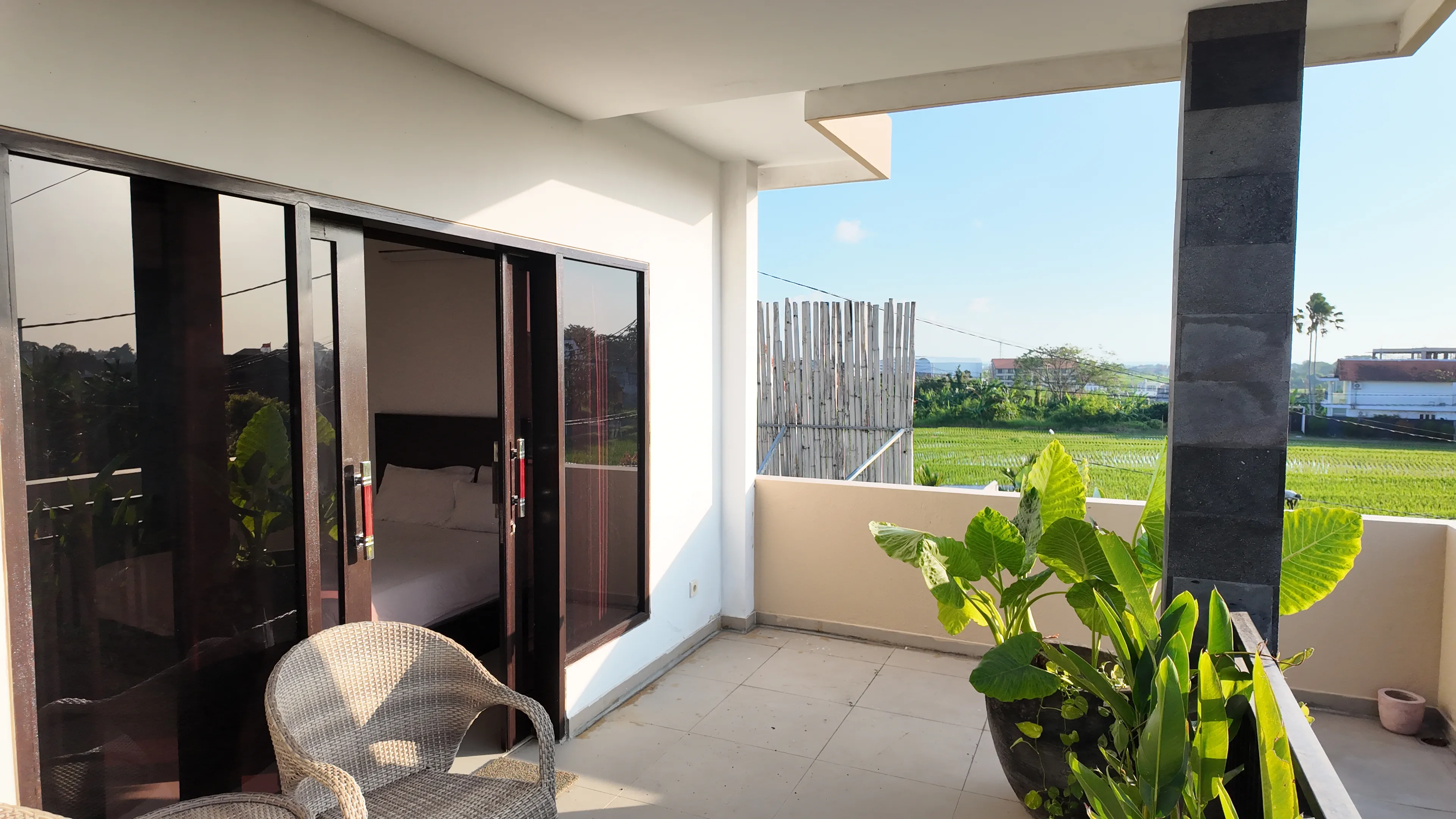 3-Bedroom Villa for Long-Term Rent in Babakan Canggu with Pool & Rice Field Views — image 2