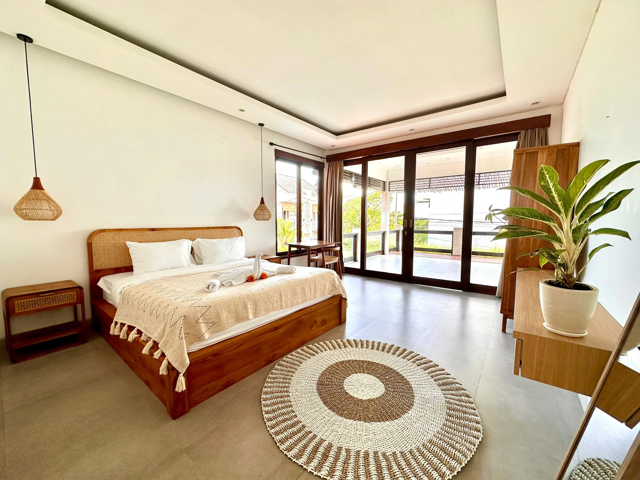 3-Bedroom Villa for Monthly Rent in Berawa, Bali