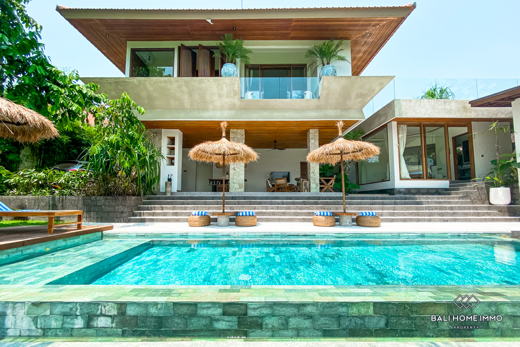 RICEFIELD VIEW 3 BEDROOM VILLA FOR YEARLY RENTAL IN BALI CANGGU RESIDENTIAL SIDE — image 1