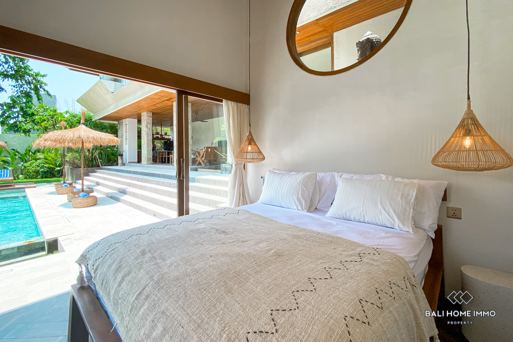 RICEFIELD VIEW 3 BEDROOM VILLA FOR YEARLY RENTAL IN BALI CANGGU RESIDENTIAL SIDE — image 11