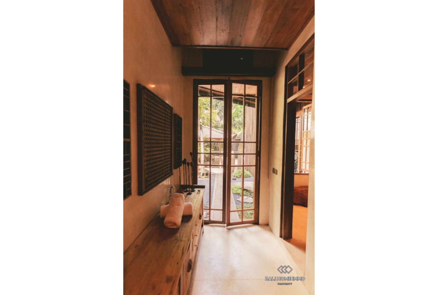 Riverview 3 Bedroom Villa for Rental in Bali Tumbak Bayuh — image 9