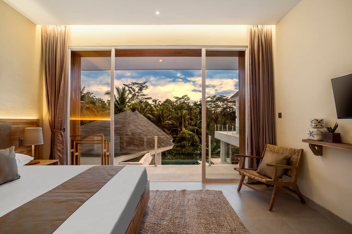 Minimalist Villa Cendau · 6BR · Ubud — 6BR Villa Rental in Ubud — image 9