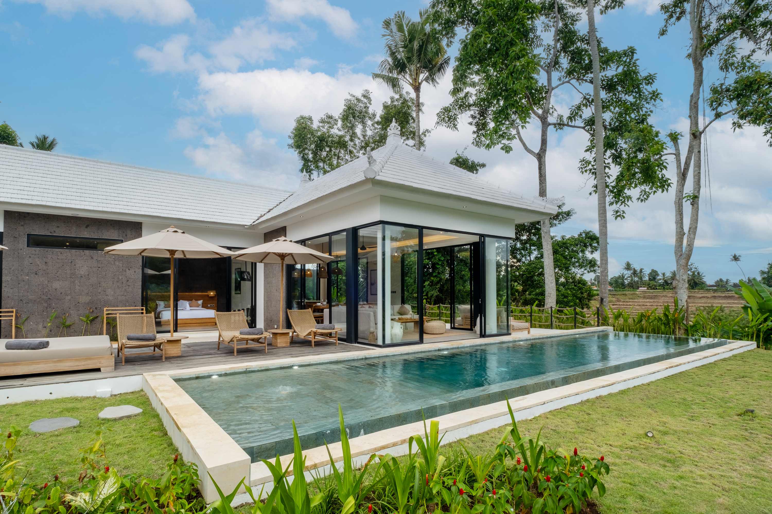 Rice-Field Villa Vidar · 4BR · Ubud — 4BR Villa Rental in Ubud