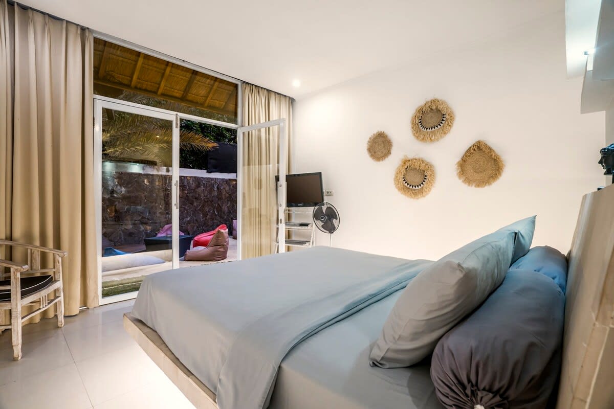 Garden Villa · 6BR · Seminyak — 6BR Villa Rental in Seminyak — image 14
