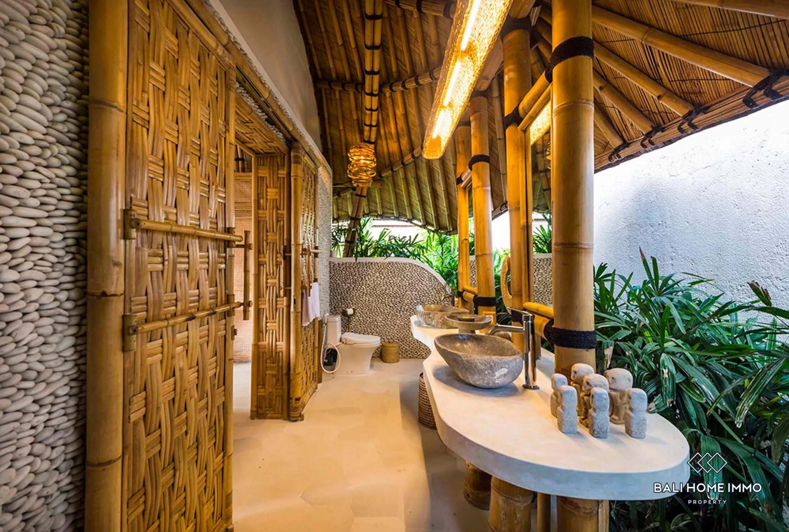 SPACIOUS 4 BEDROOMS VILLA FOR MONTHLY RENTAL IN ULUWATU - BINGIN — image 14