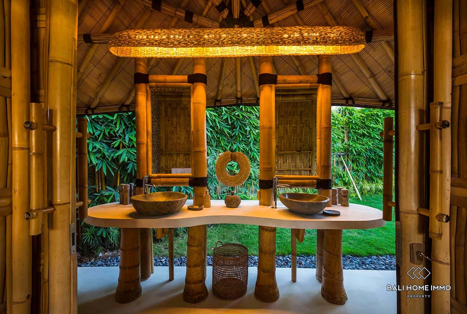 SPACIOUS 4 BEDROOMS VILLA FOR MONTHLY RENTAL IN ULUWATU - BINGIN — image 13