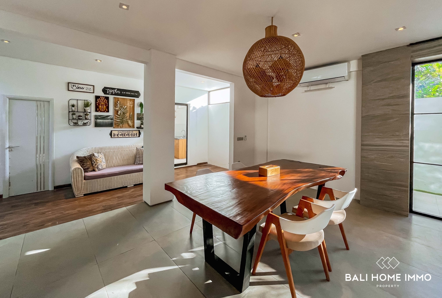 SPACIOUS 5 BEDROOMS VILLA FOR YEARLY RENTAL IN NUSA DUA — image 6