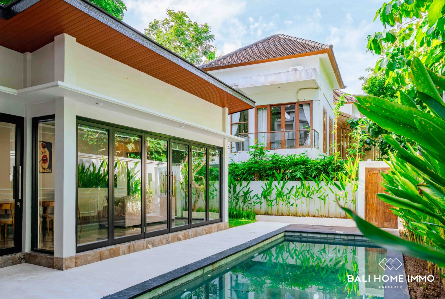 STUNNING 3 BEDROOMS VILLA FOR MONTHLY RENTAL IN BALI - UNGASAN — image 1