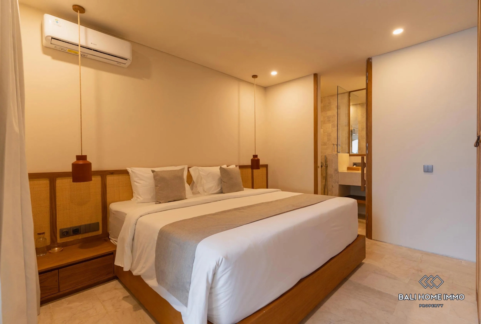 STUNNING OCEAN VIEW 3 BEDROOMS VILLA FOR MONTHLY RENTAL IN ULUWATU - BINGIN — image 12