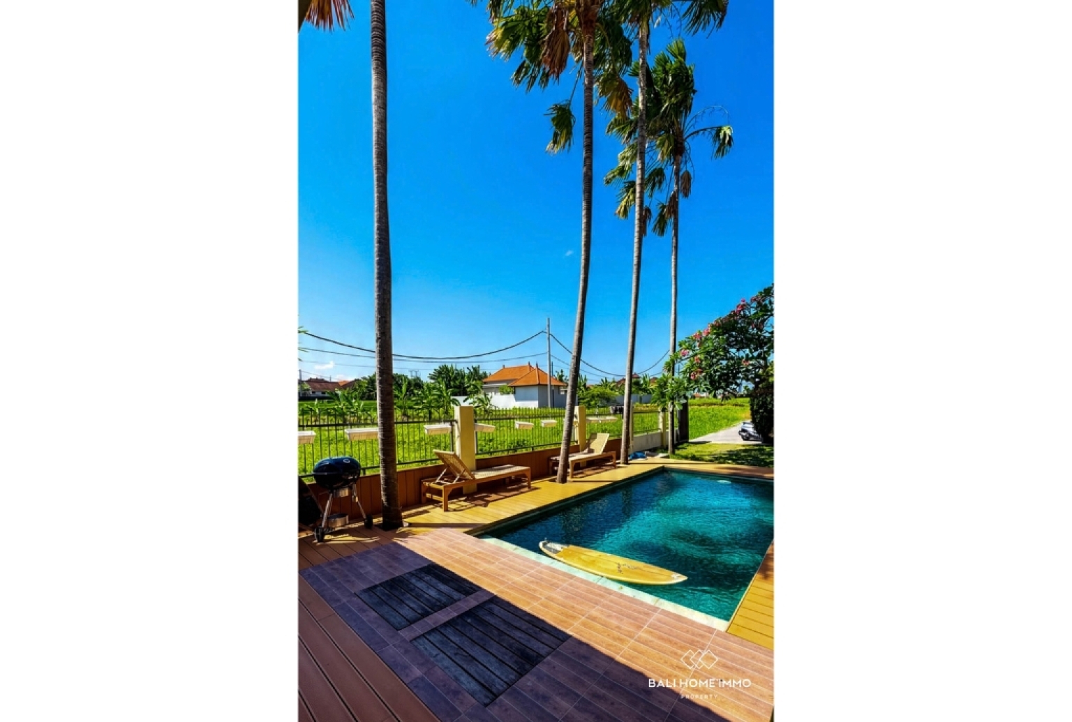 Tropical 2 bedroom Villa & 6 Bedroom Guest House for rent in Canggu — image 11