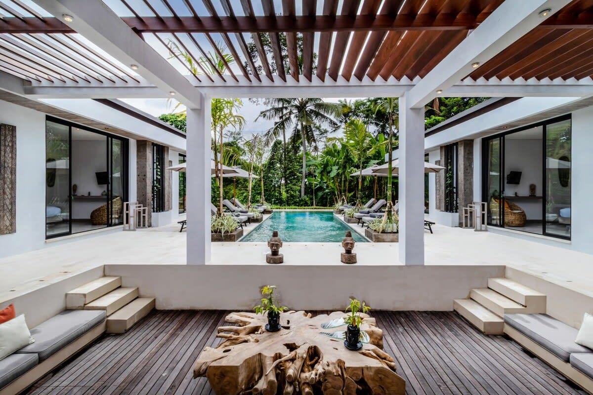 Courtyard Villa Kastan · 6BR · Ubud — 6BR Villa Rental in Ubud — image 1