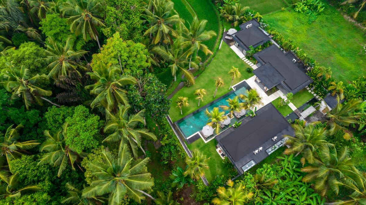 Garden Villa · 4BR · Ubud — 4BR Villa Rental in Ubud — image 11