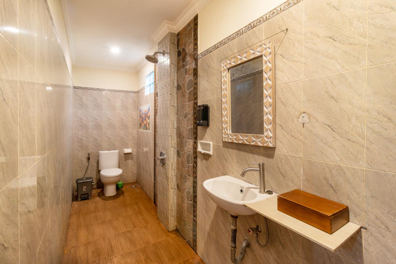 Villa #102 · 2 bed · Penestanan in Ubud — image 5