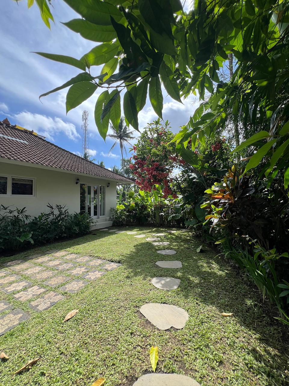 Villa #128 · 2 bed · Singakerta in Ubud