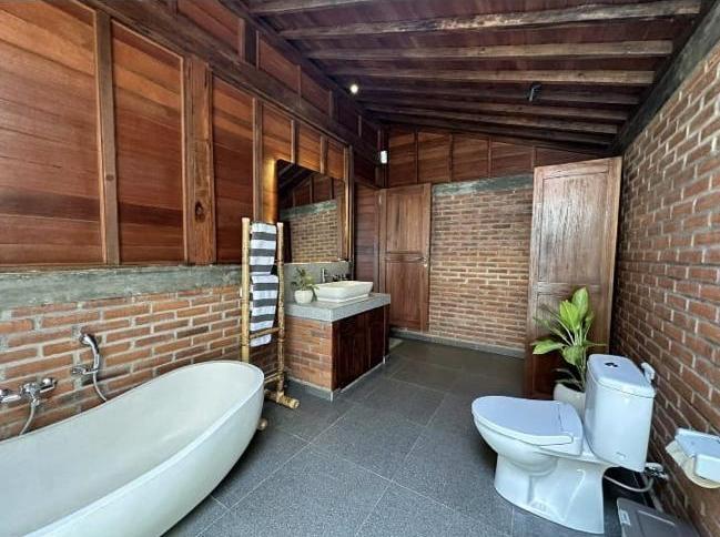 Villa #S006 · 2 bed · Singakerta in Ubud — image 2