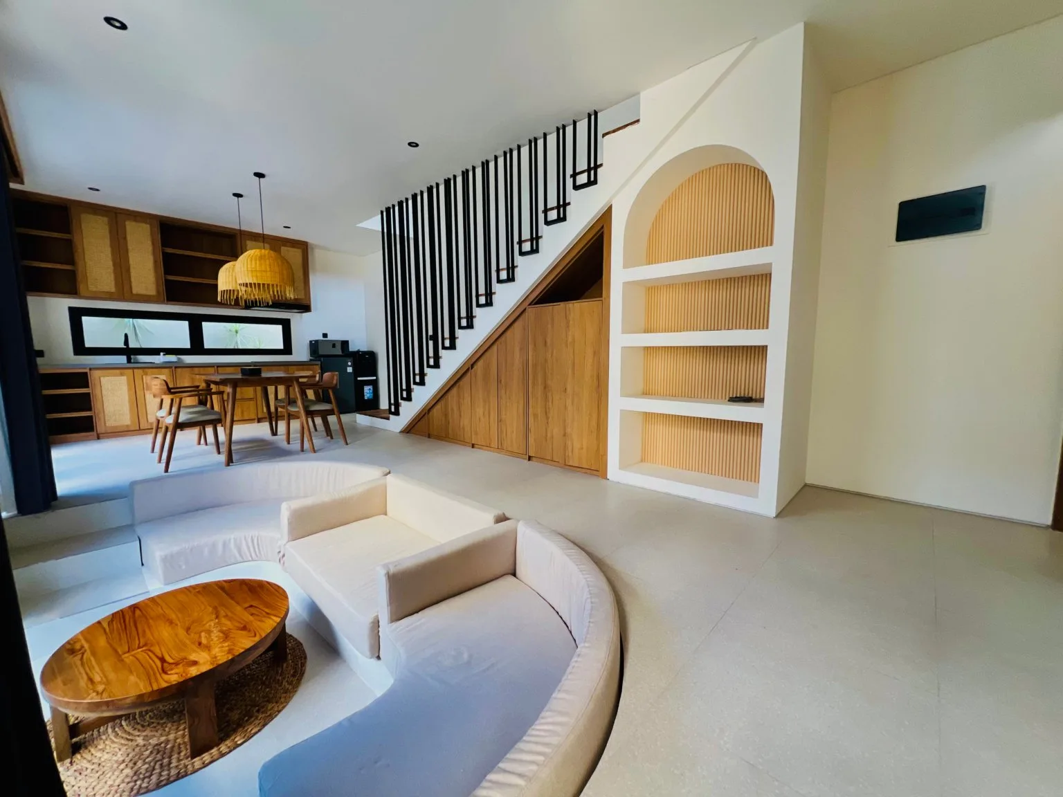 3-Bedroom Luxury Villa in Pererenan Canggu - Fully Furnished with Scenic Rice Field Views — image 11