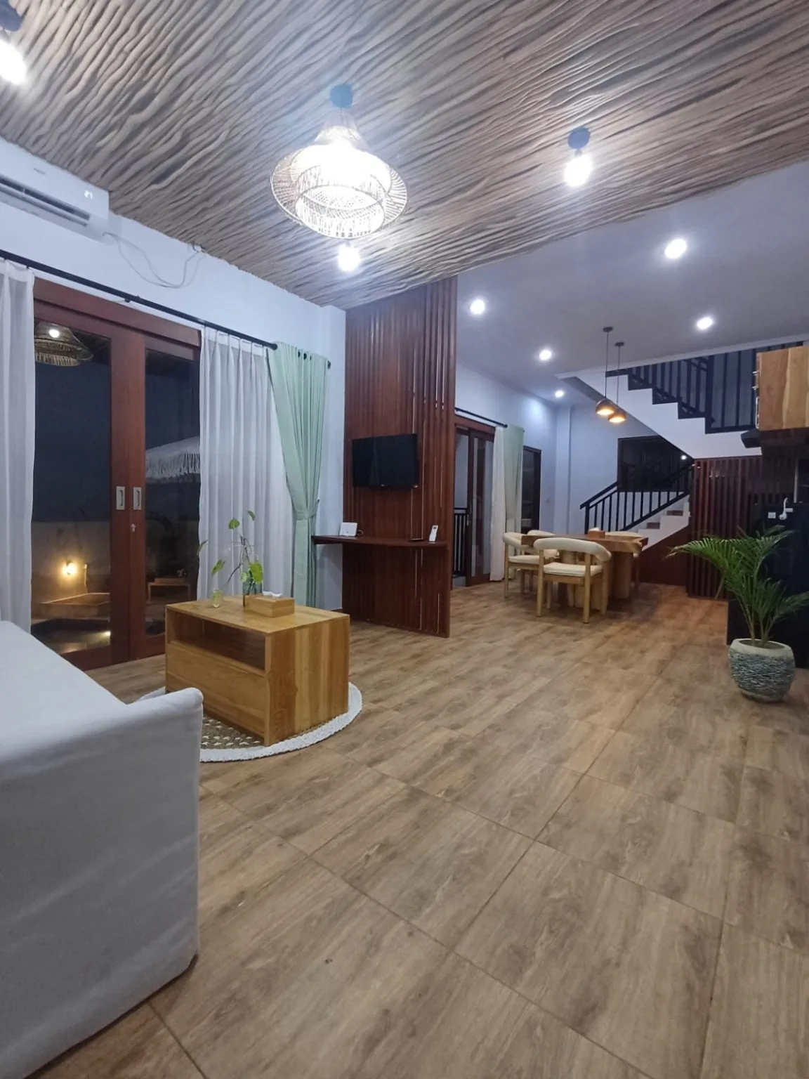 2-Bedroom Villa with Private Pool for Rent in Kedungu, Bali — image 8