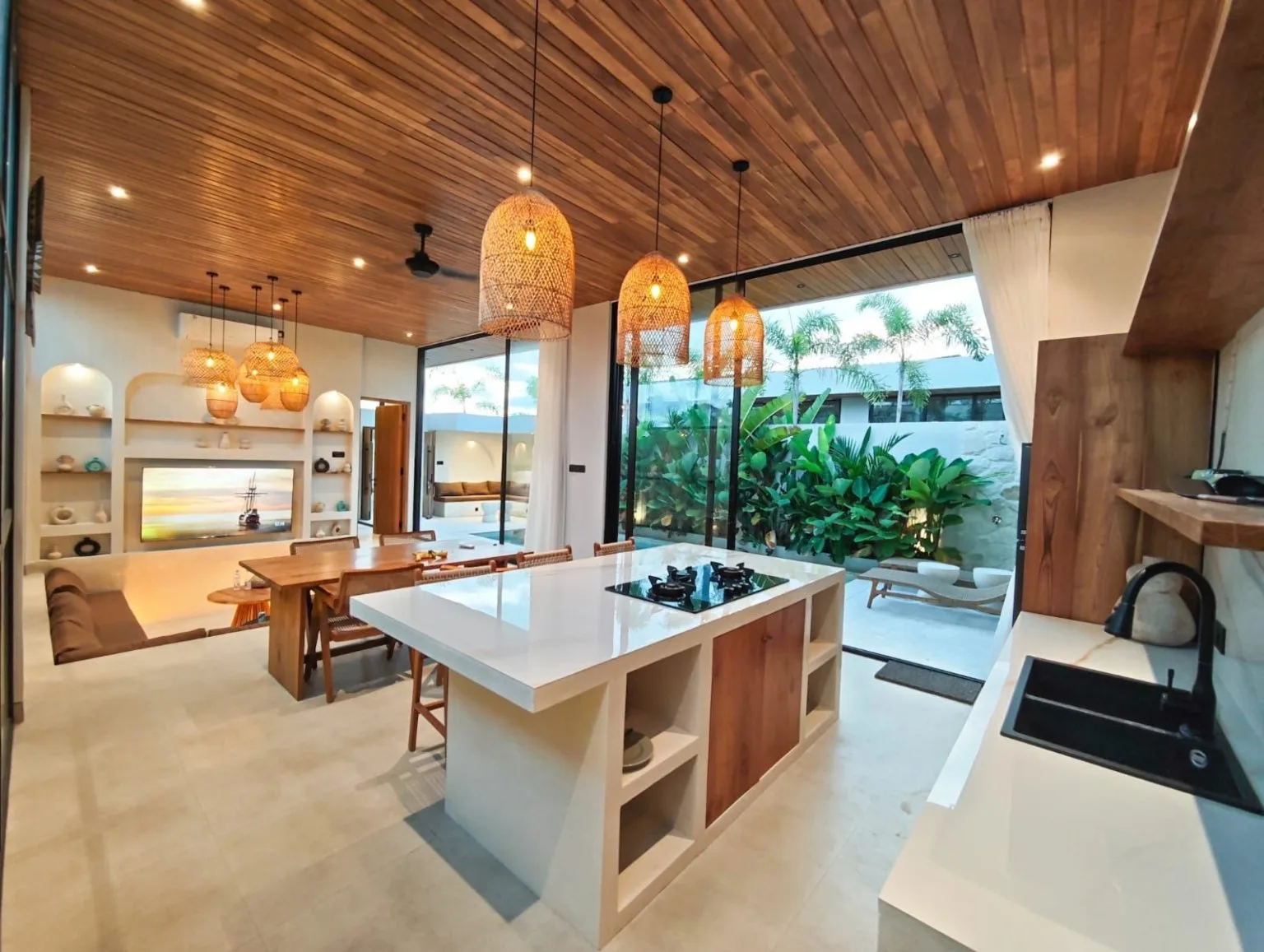 2-Bedroom Villa with Private Pool for Rent in Kedungu, Bali — image 14