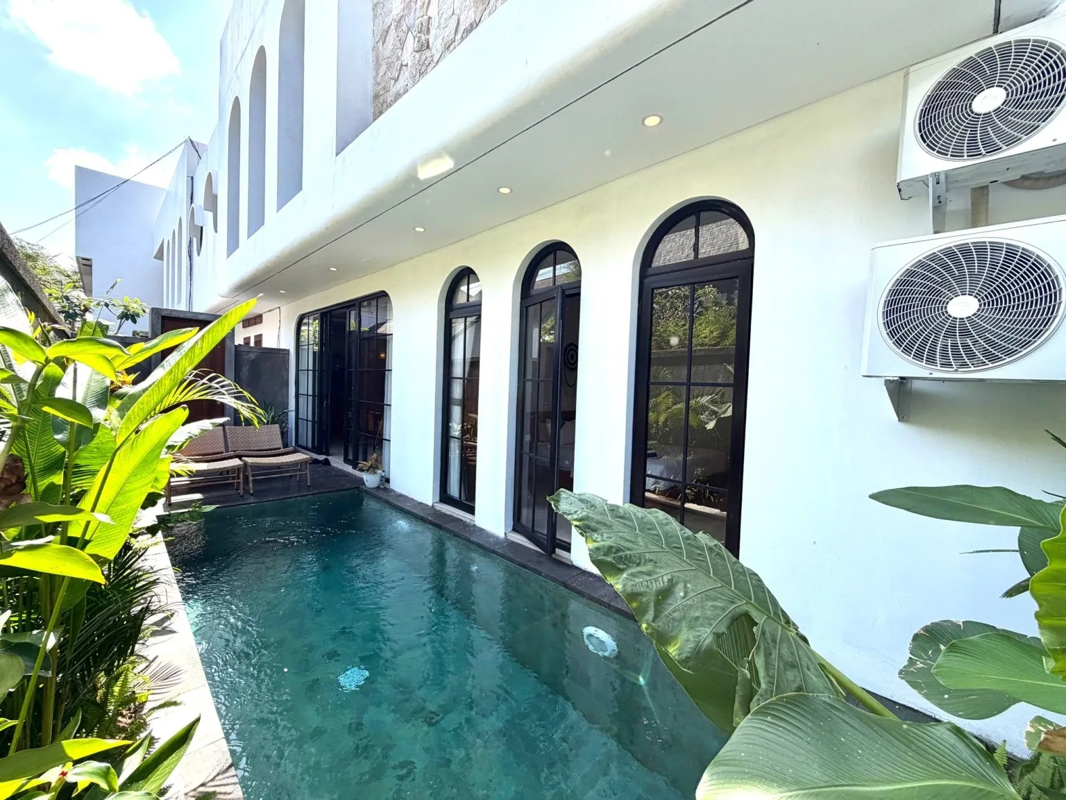 3-Bedroom Luxury Villa in Pererenan Canggu - Fully Furnished with Scenic Rice Field Views — image 12