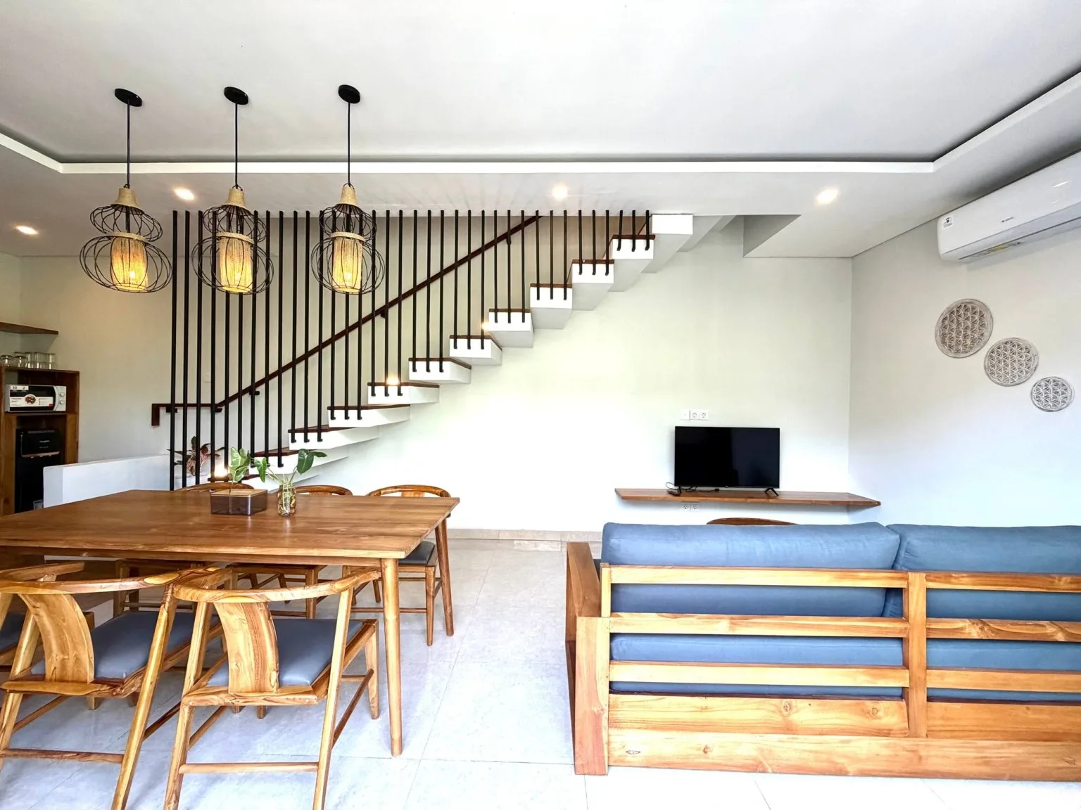 3-Bedroom Luxury Villa in Pererenan Canggu - Fully Furnished with Scenic Rice Field Views — image 14
