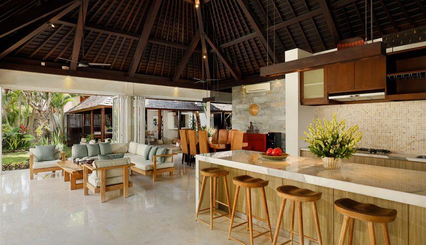 Villa Tenang in Batu Belig in Seminyak — image 12