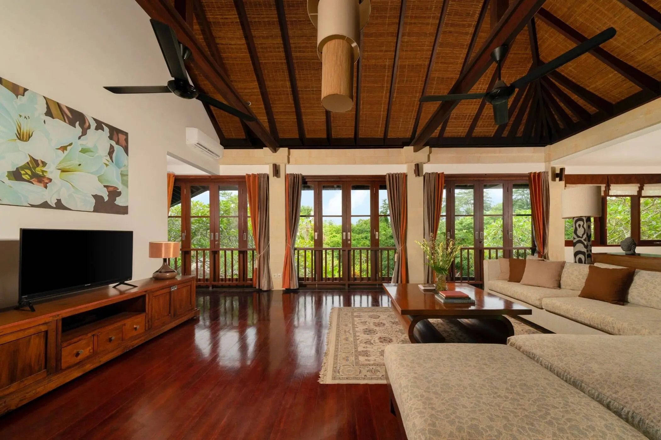 Villa Ambiente | 4-Bedroom Villa | Jimbaran, Bali | Luxe Nomad — image 9