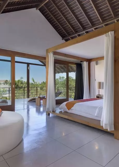 Book Villa Kavya Bali: Canggu Villa with Private Pool near Berawa Beach — image 3