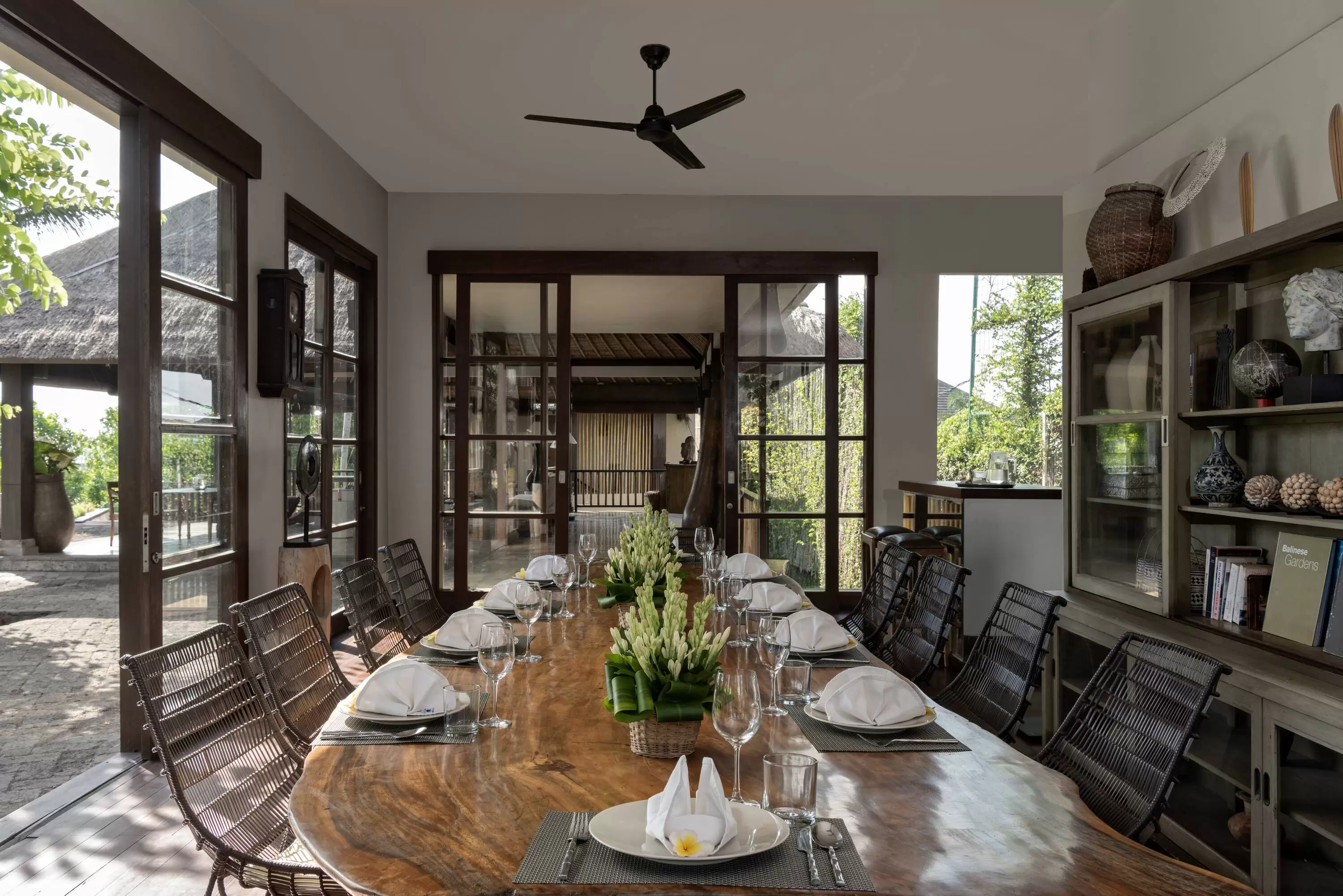 Book Villa Mary Canggu: Bali Wedding Party Villa with Panoramic Views — image 12