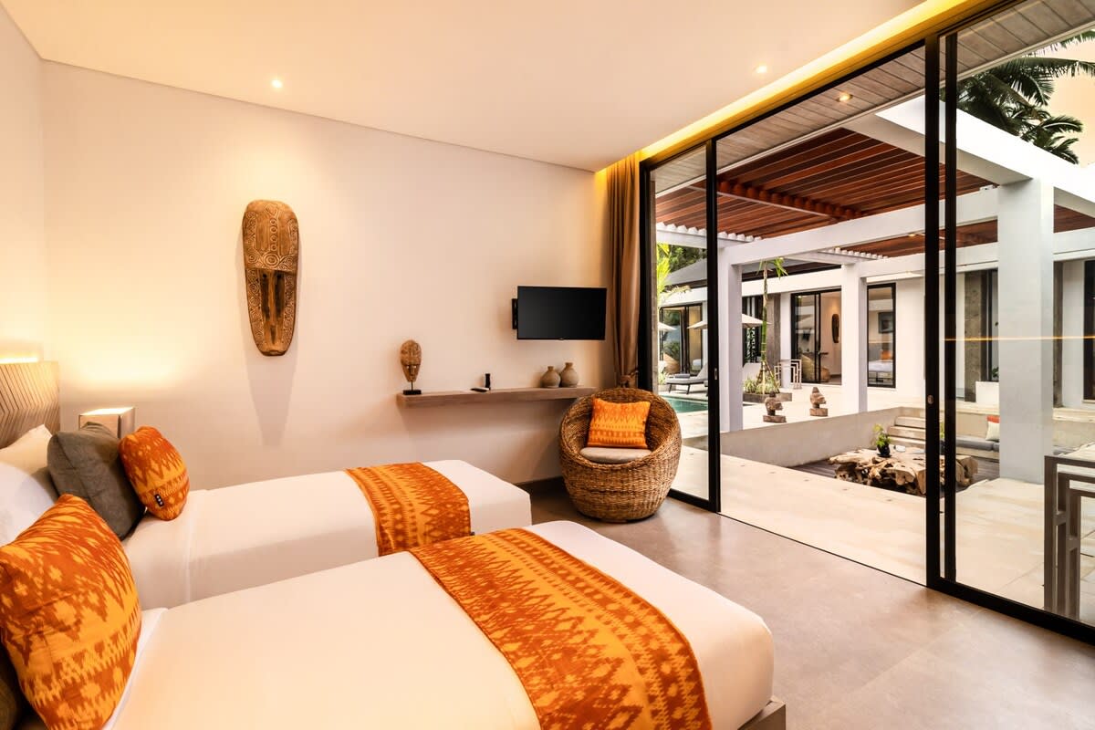 Courtyard Villa Kastan · 6BR · Ubud — 6BR Villa Rental in Ubud — image 14