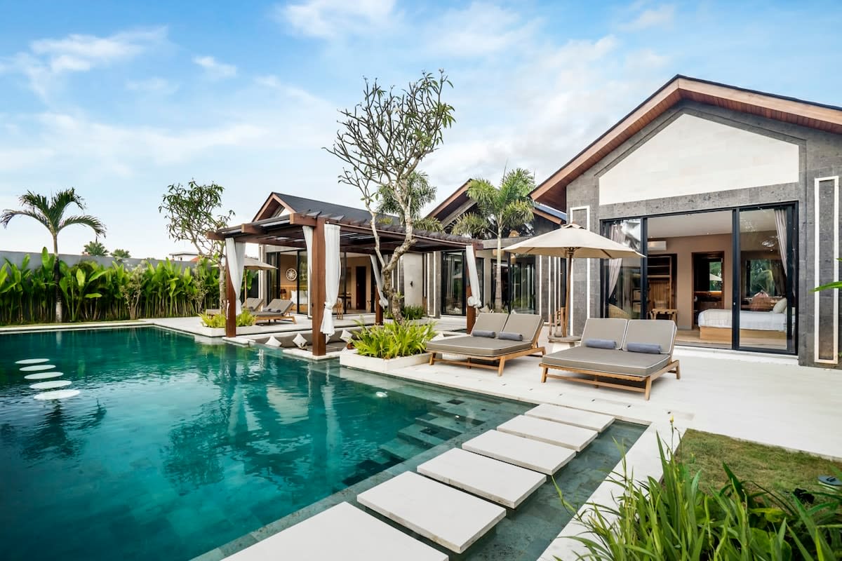 Courtyard Villa Kara · 6BR · Ubud — 6BR Villa Rental in Ubud — image 4