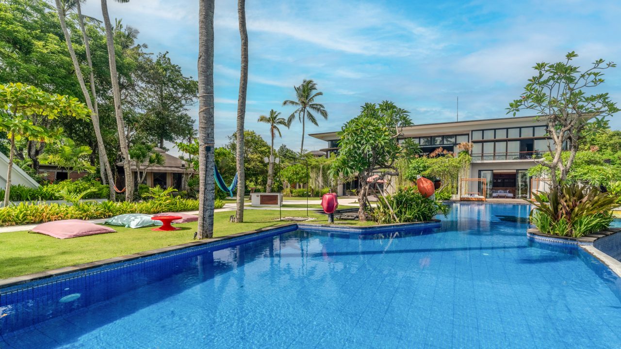 Kiss Bali Beach Residence Cemagi in Seseh / Cemagi