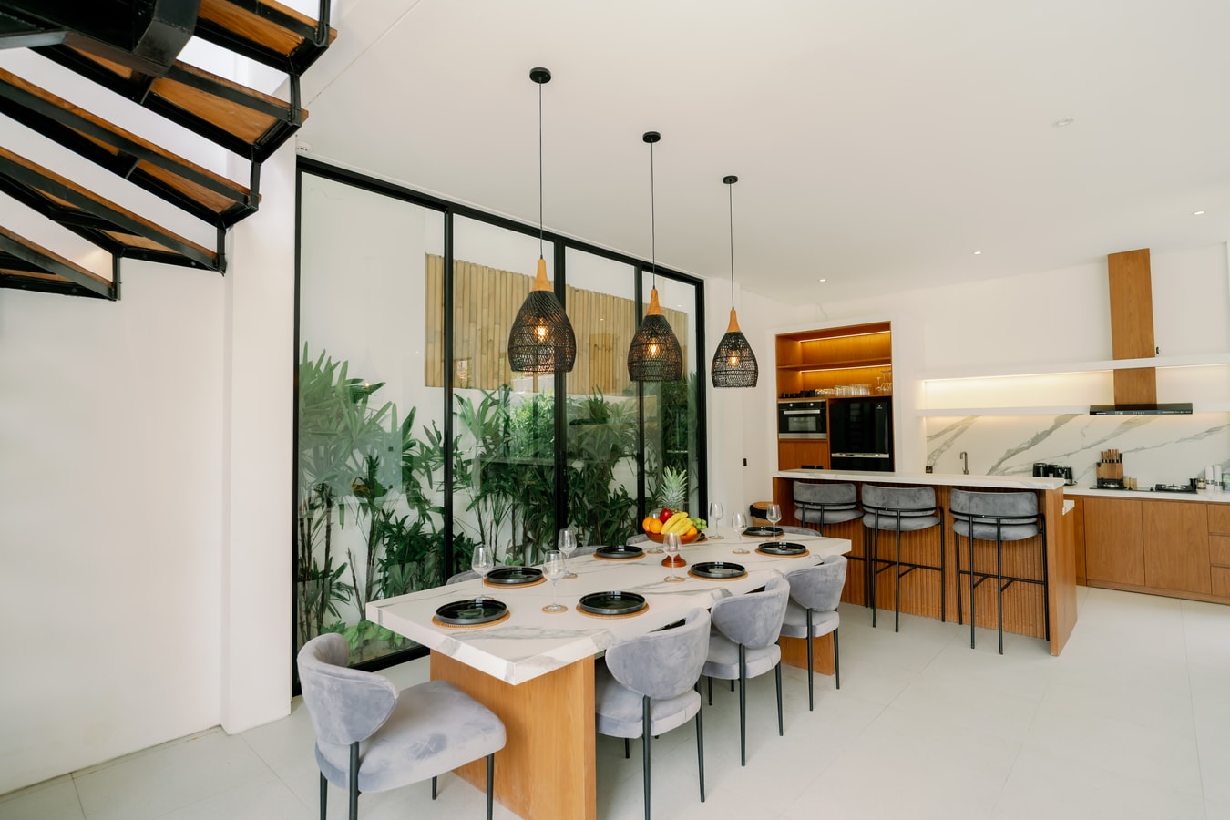 4BR Canggu Retreat Villa – Sunbed Rooftop & Pool in Canggu, Bali — image 5