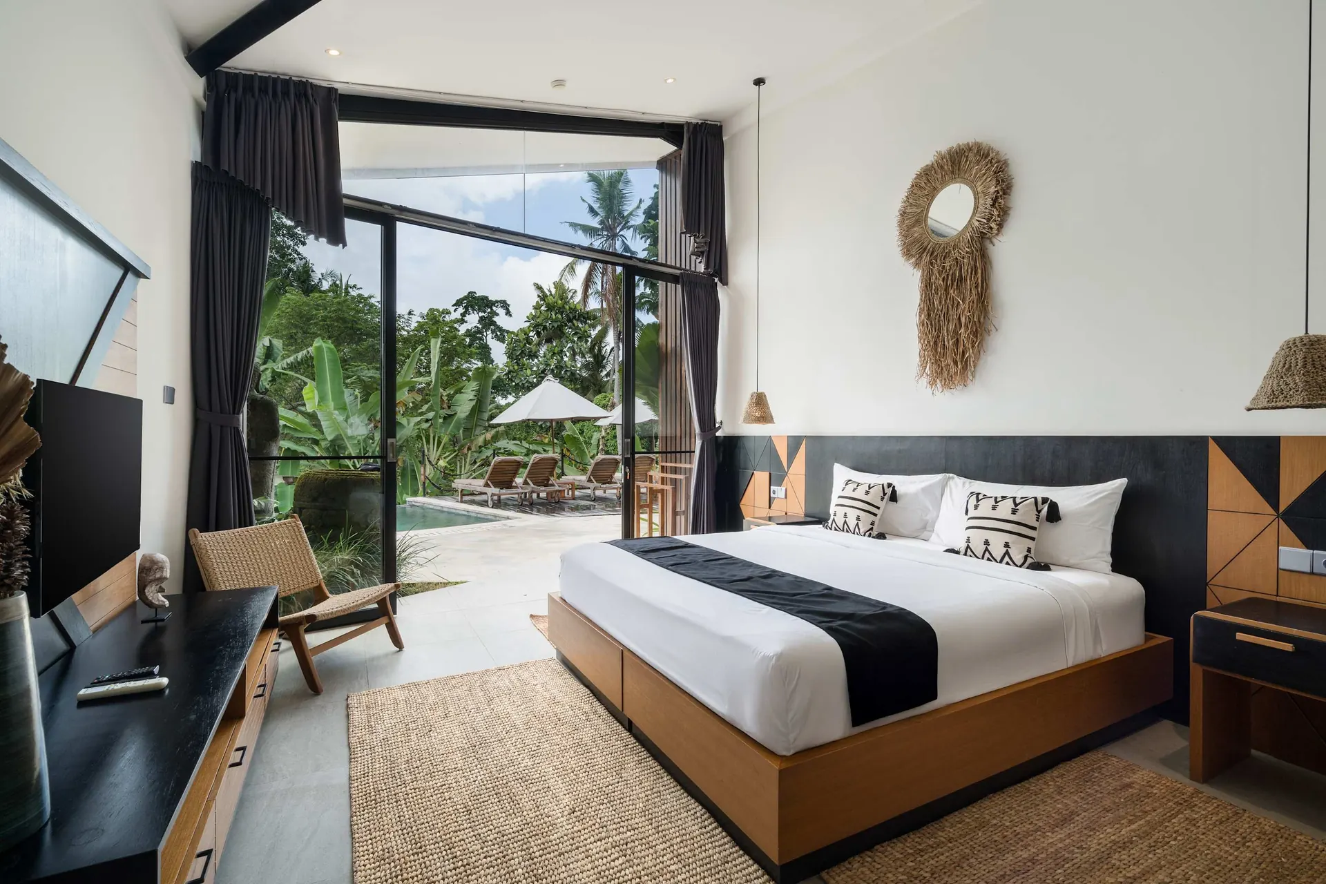 6 BR Glass Pavilion Retreat Ubud — 6BR Villa Rental in Ubud — image 17