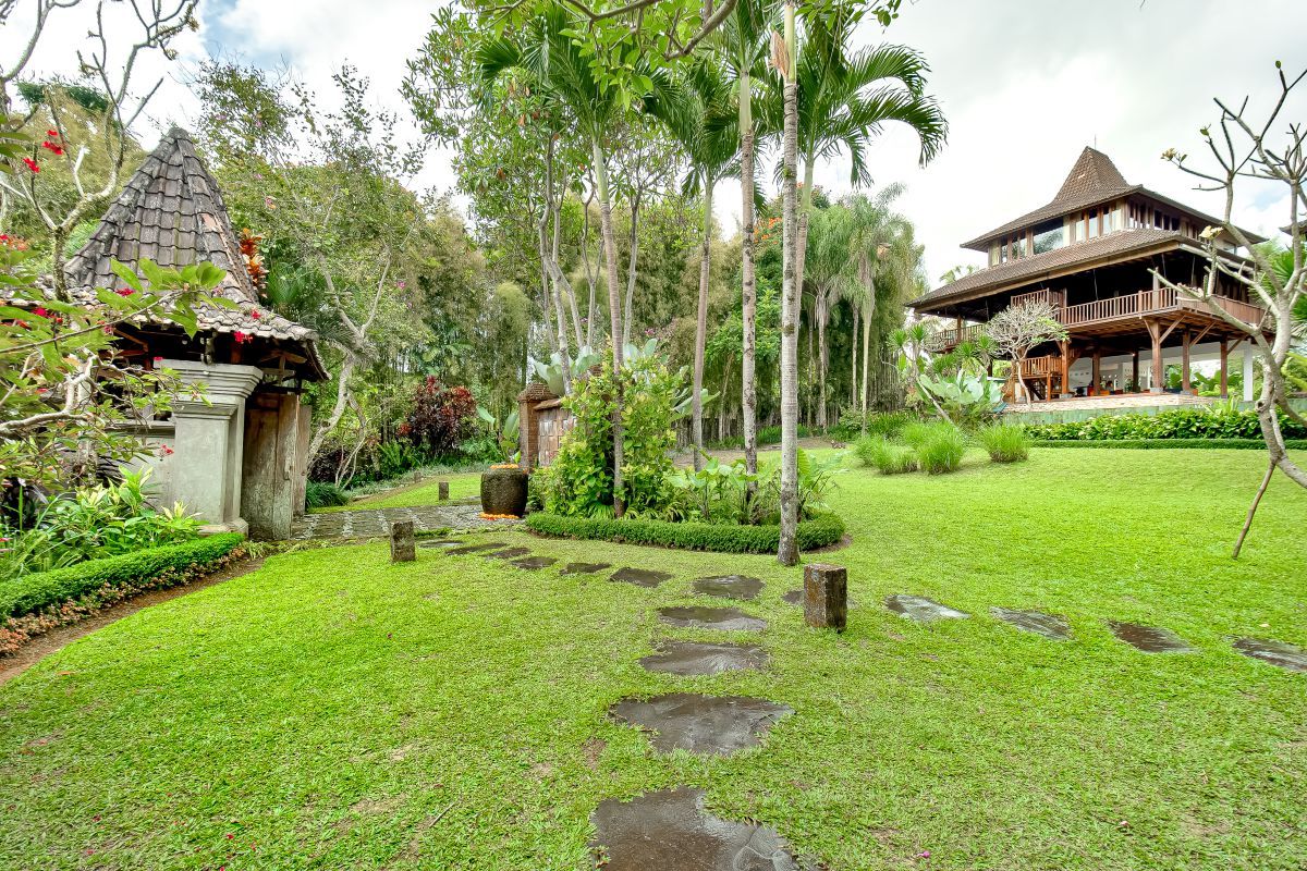 Villa Atas Awan — 7BR Villa Rental in Ubud — image 7