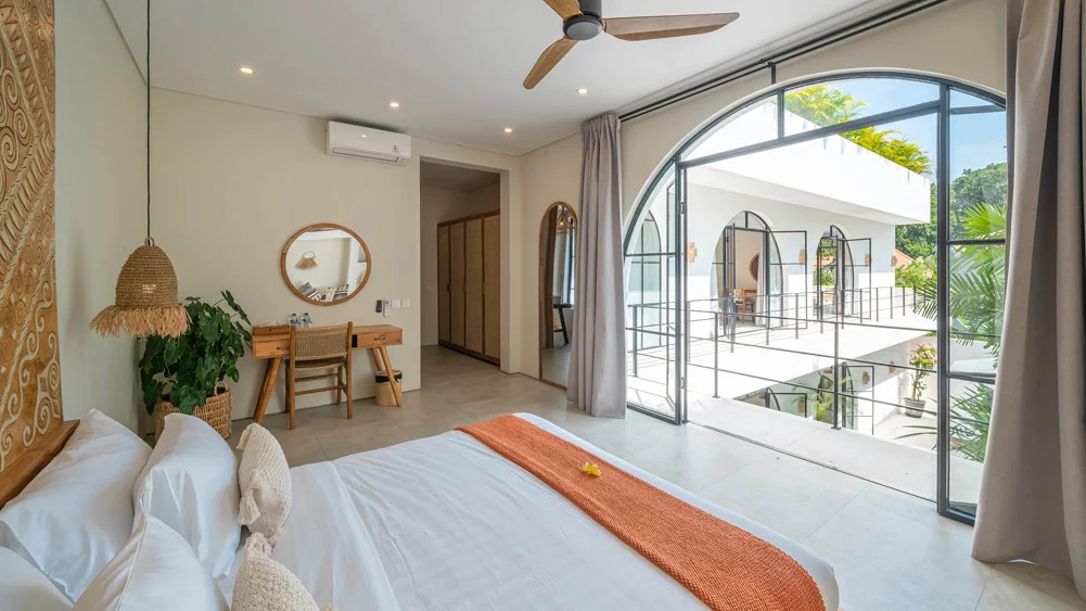 Villa Unna — 6BR Villa Rental in Seminyak — image 3