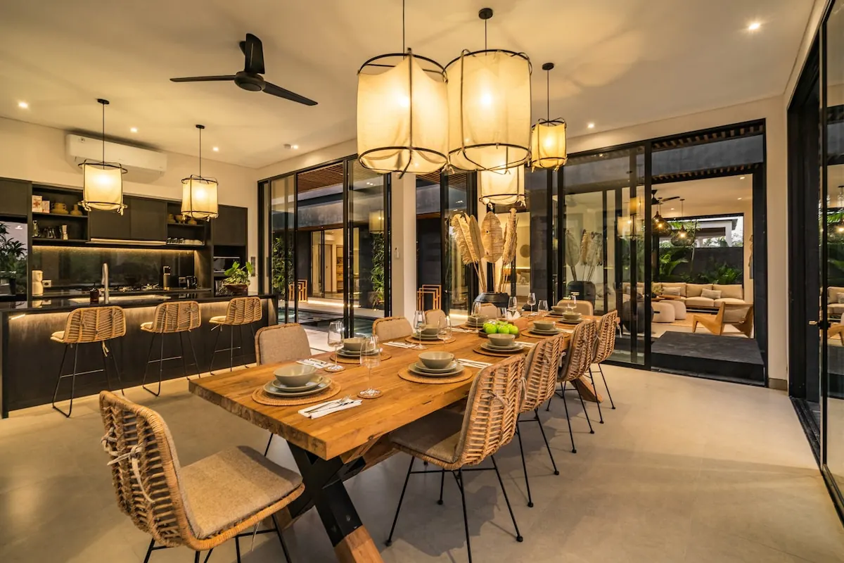5 BR Designer Tropical-Modern Retreat Ubud — 5BR Villa Rental in Ubud — image 3