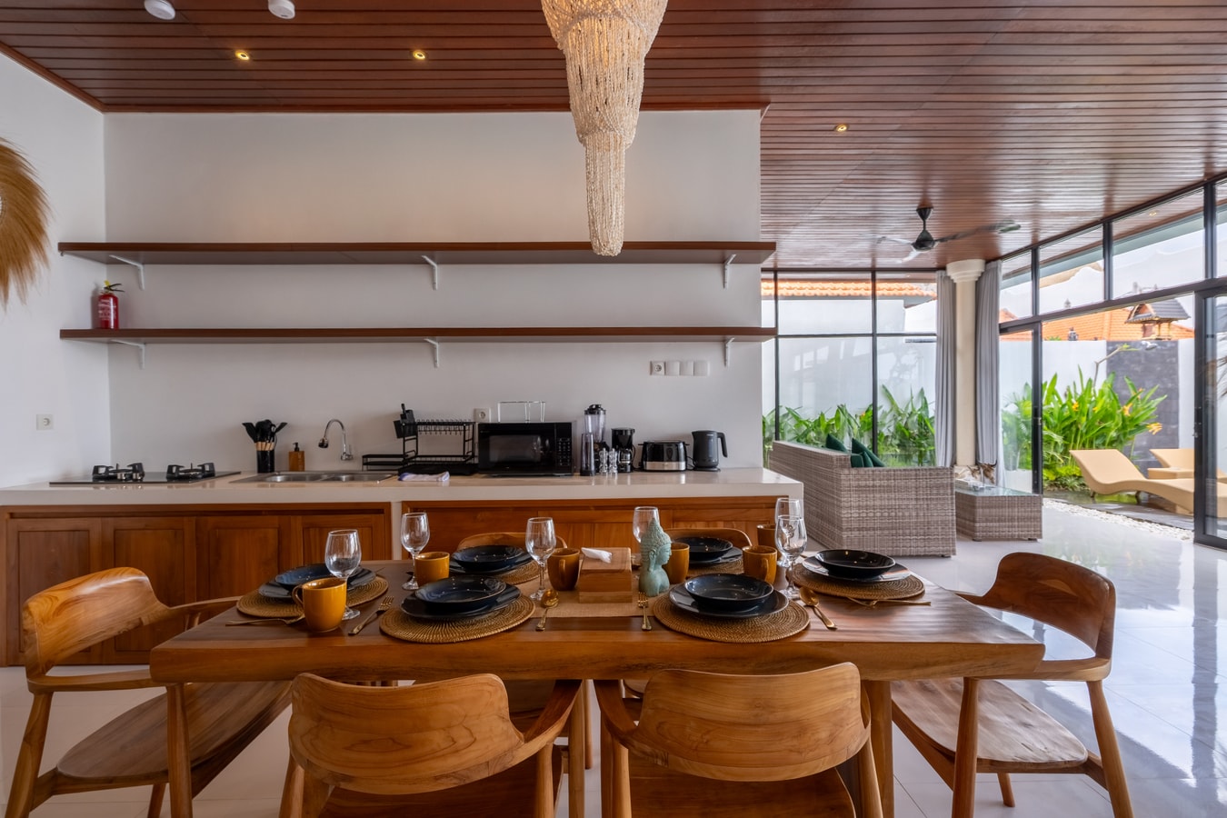 3BR Seseh Villa | Pool & Garden Views, Near Beach in Canggu, Bali — image 5