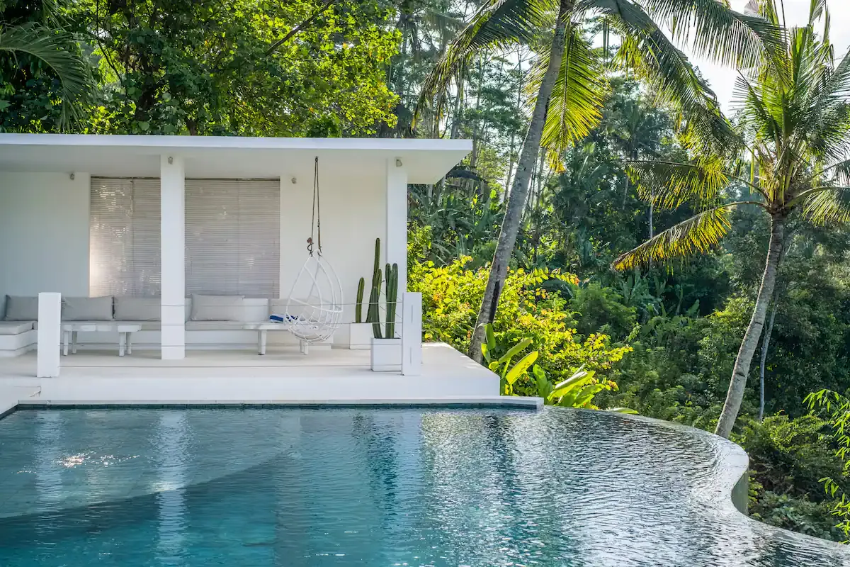 4 BR Jungle-View Infinity-Pool Villa Ubud — 4BR Villa Rental in Ubud — image 11