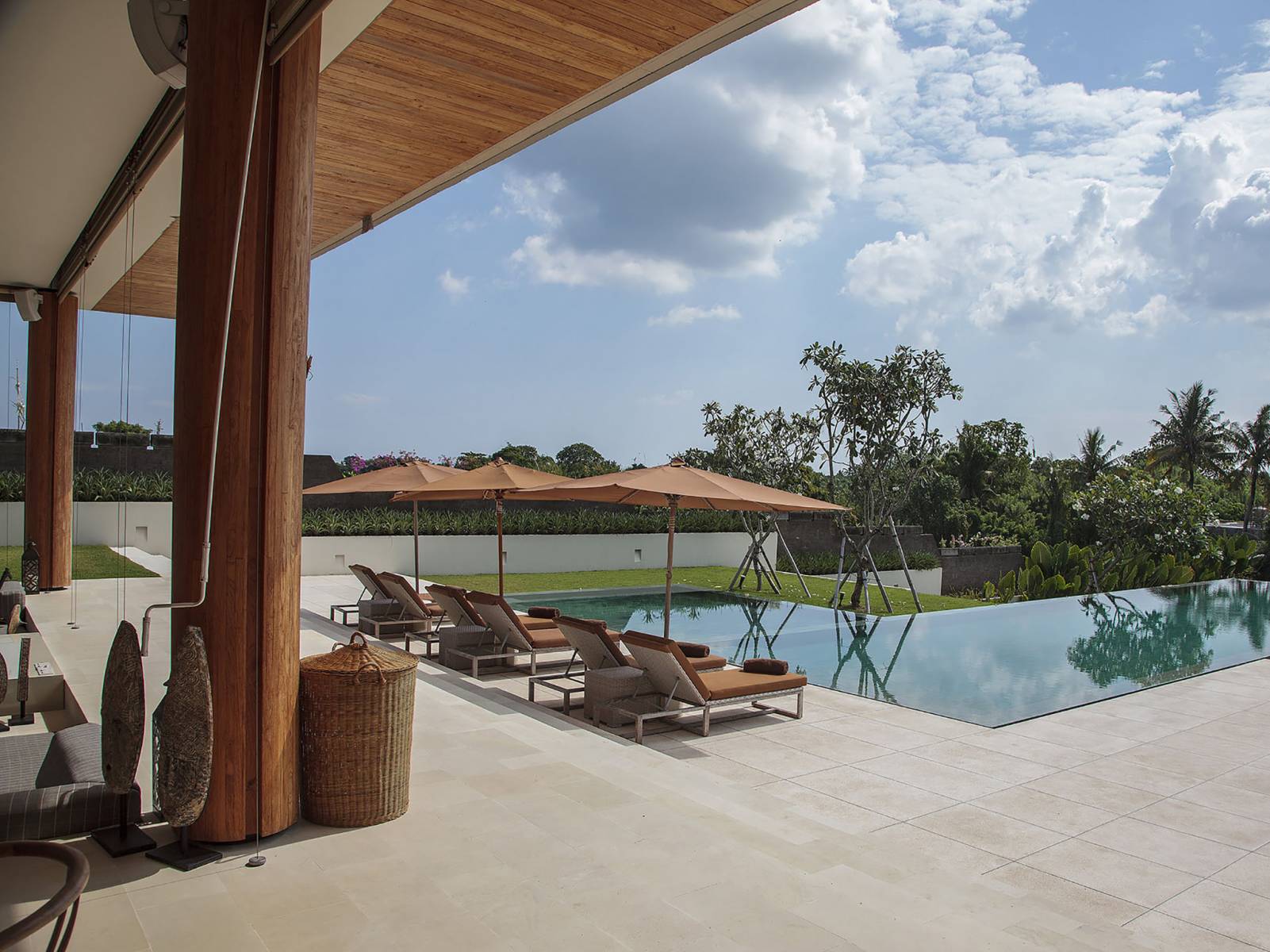 The Iman Villa 3262 in canggu — image 6